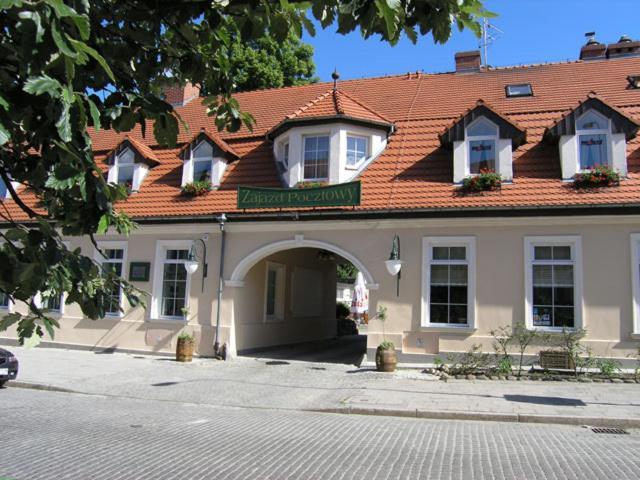 Hotel Zajazd Kultury, Dawniej Pocztowy Zielona Gora  Ngoại thất bức ảnh