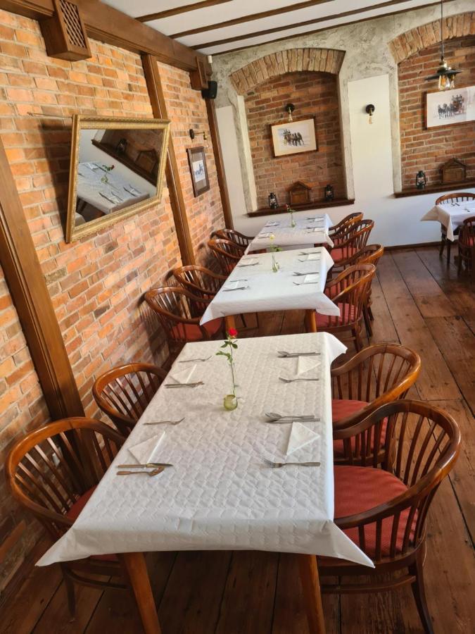 Hotel Zajazd Kultury, Dawniej Pocztowy Zielona Gora  Ngoại thất bức ảnh