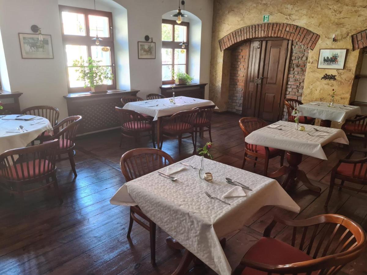 Hotel Zajazd Kultury, Dawniej Pocztowy Zielona Gora  Ngoại thất bức ảnh